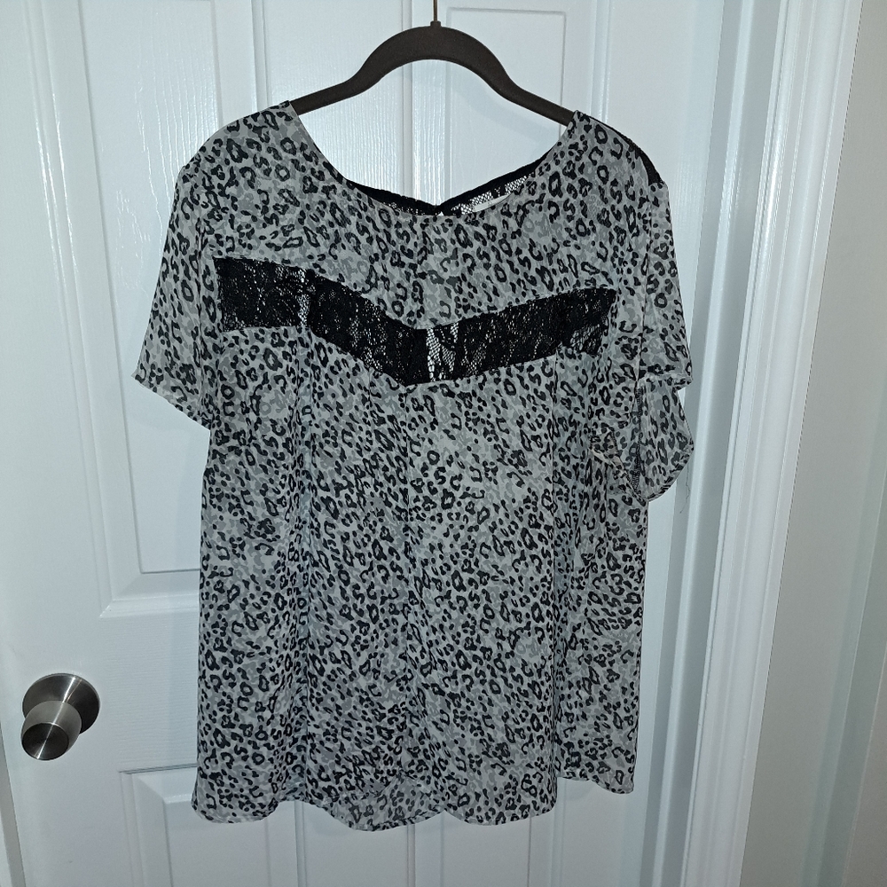 Maurices plus 2X sheer animal print top